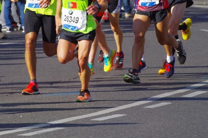 large_marathon_3753907_1280_88b15ecd57