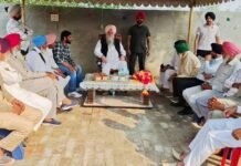 ਸਪੀਕਰ ਸੰਧਵਾਂ ਵੱਲੋਂ ਤਿੰਨ ਪਿੰਡਾਂ ਵਿੱਚ ਪਾਰਟੀ ਵਰਕਰਾਂ ਨਾਲ ਮੀਟਿੰਗਾਂ